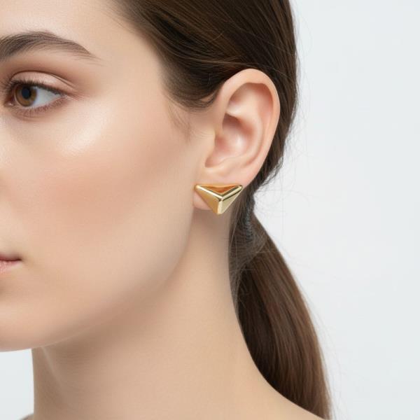 14K GOLD WHITE GOLD DIPPED CHUNKY TRIANGLE STUDS