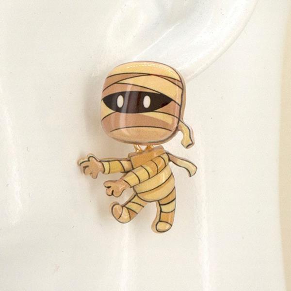 HALLOWEEN MUMMY STUD EARRING