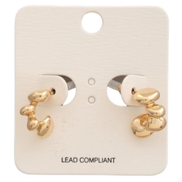 METAL C HOOP EARRRING