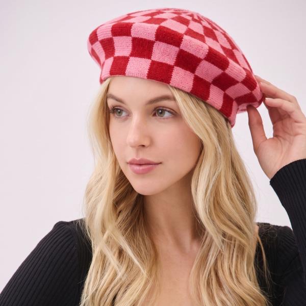 CHECKERED KNIT BERET