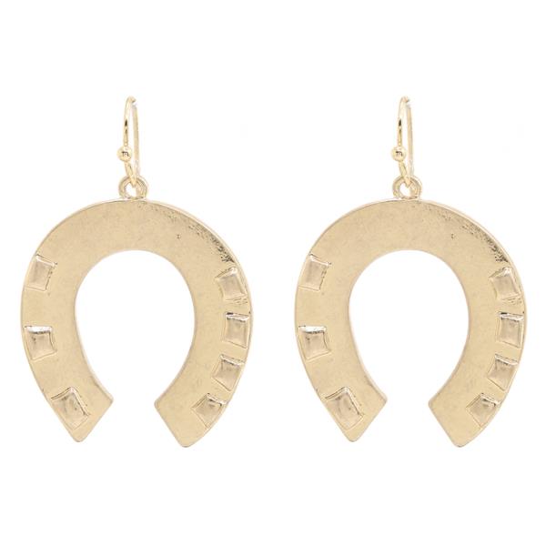 METAL HORSESHOE DANGLE EARRING
