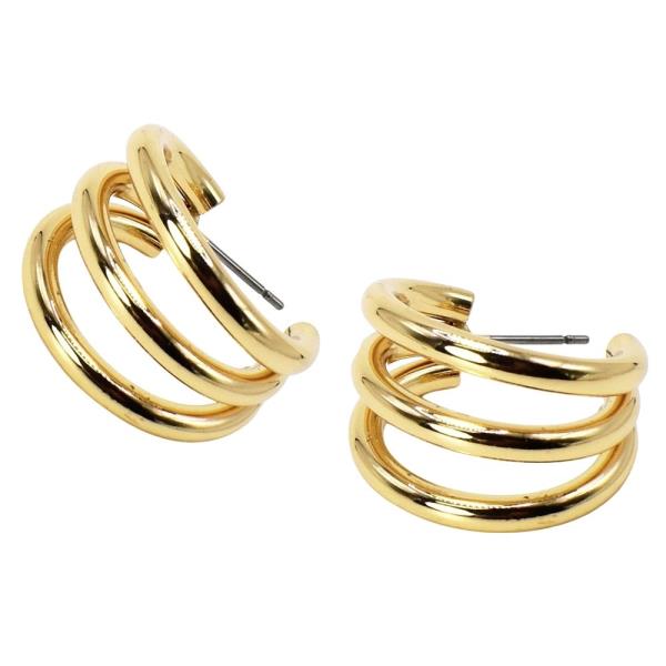 TRIPLE C HOOP EARRING