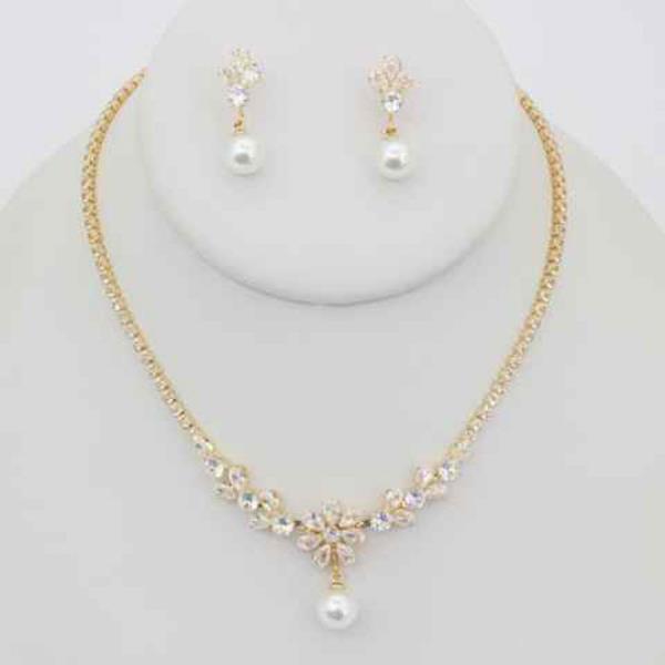 PEARL CZ FLORAL EARRING NECKLACE SET