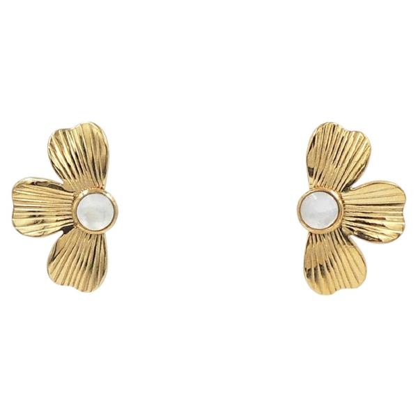 STAINLESS STEEL PEARL TEXTURE FLOWER EARRING