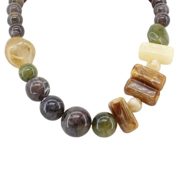 MULTI SHAPE BEAD NECKLACE