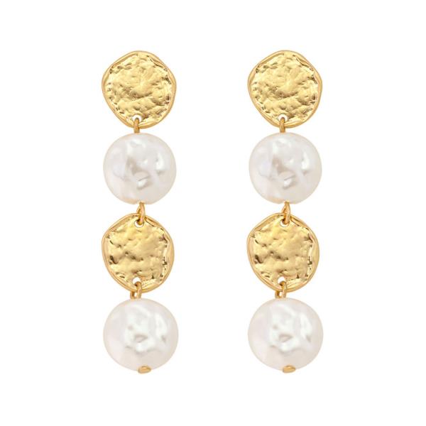 HAMMERED DISC PEARL EARRING