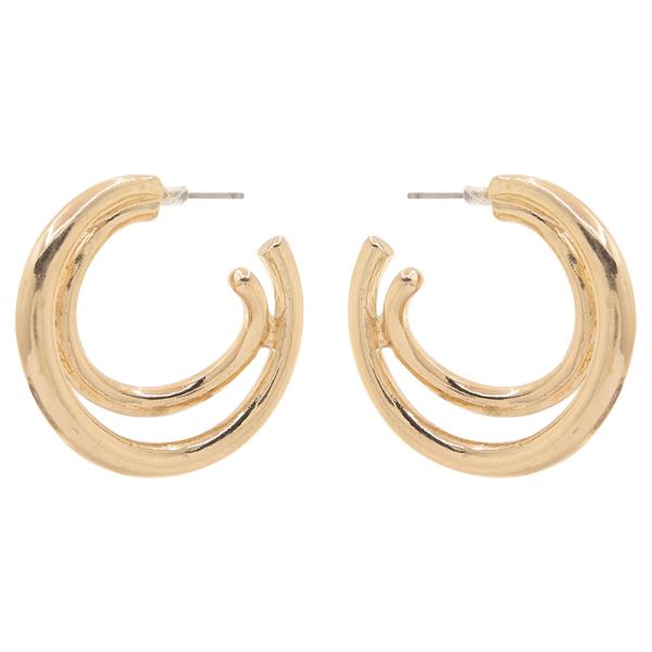 LAYERED HUGGIE HOOP EARRING