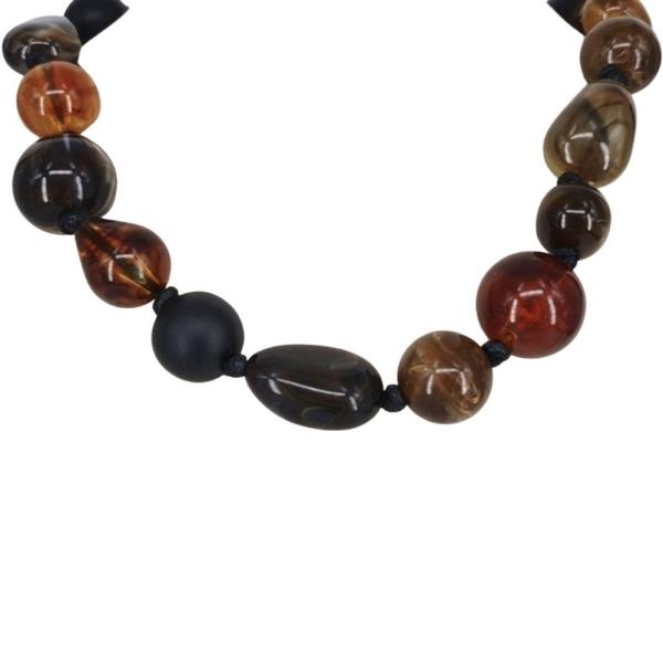 RESIN CHUNKY BEADED NECKLACE