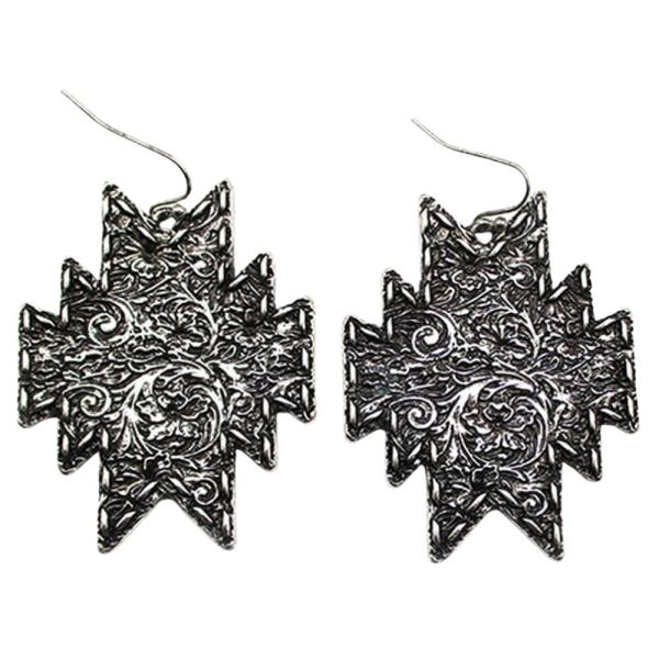 WESTERN ENGRAVED GEOMETRIC EARRING