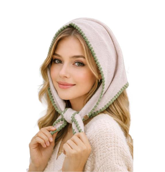 SCALLOP EDGE STITCH TRIANGLE SCARF