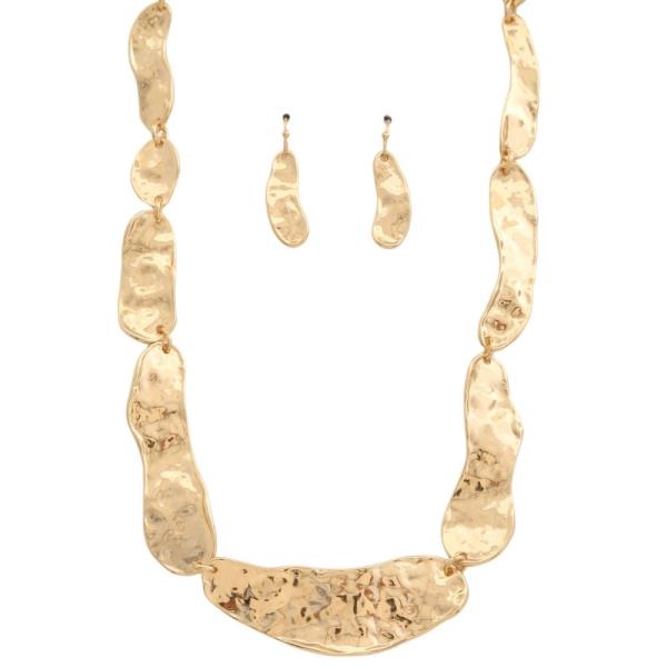 HAMMERED ABSTRACT PLATE NECKLACE EARRING SET