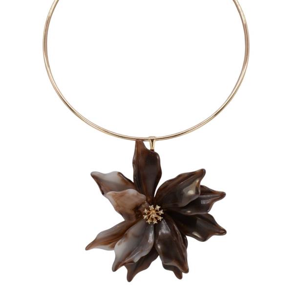 METAL RESIN FLOWER PENDANT COLLAR NECKLACE