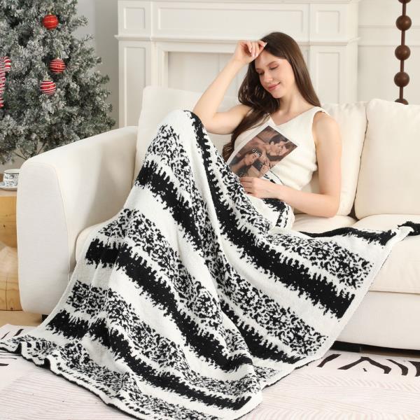 BRUSHED STRIPE TASSEL THROW BLANKET