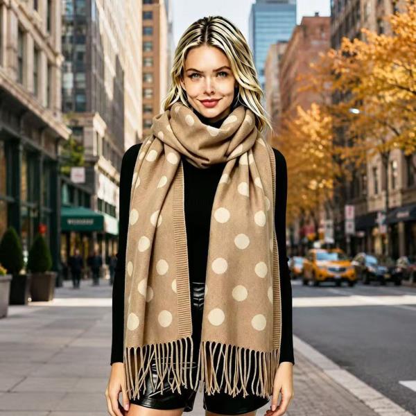 POLKA DOT FRINGE OBLONG SCARF